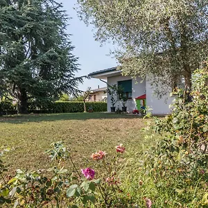 Casa Bibi , Cartiera Reali Italia
