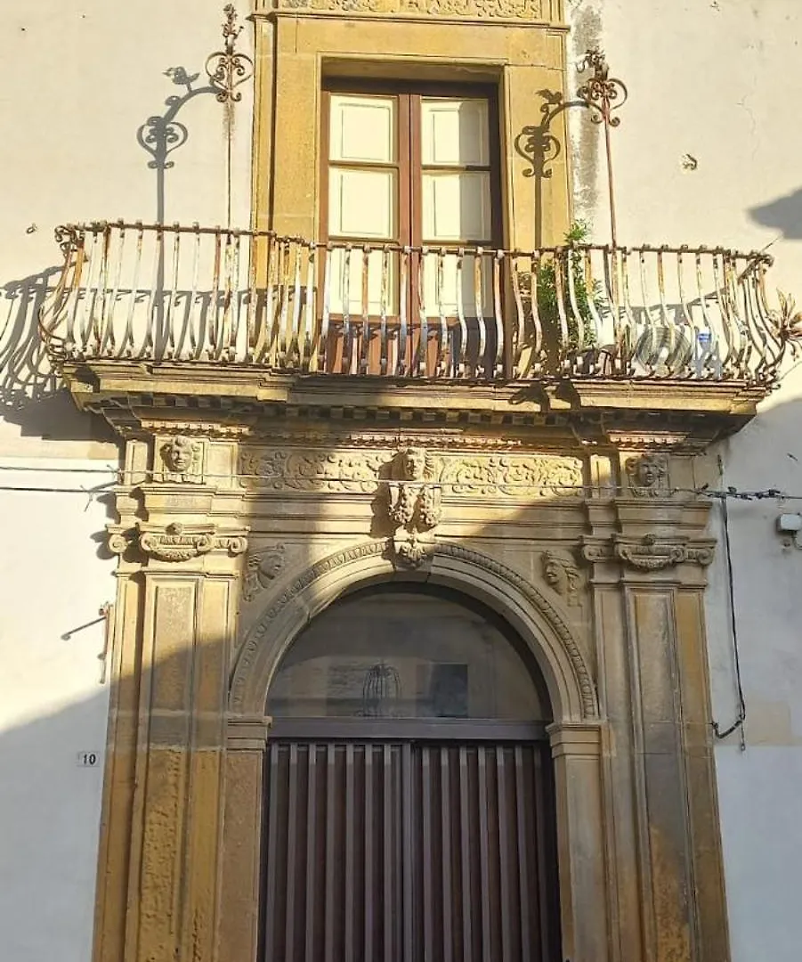 Hotel Al Palazzo Piazza Armerina 0*,  Italia